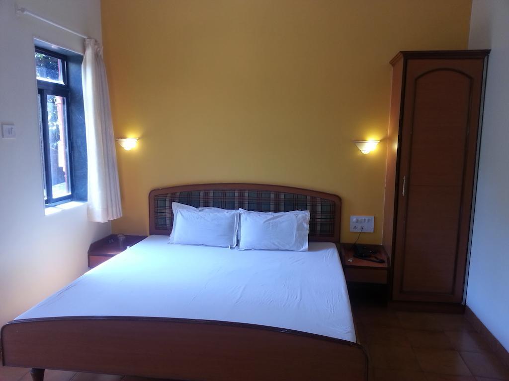 Hotel Tree Top มหาบาเลชวาร์ ห้อง รูปภาพ